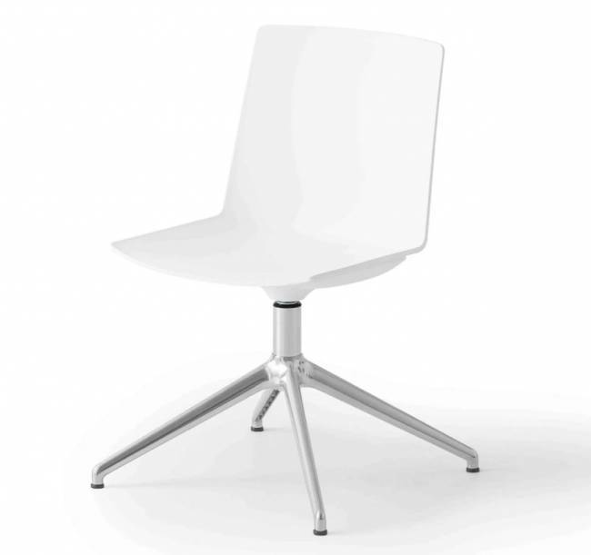 Стул офисный пластиковый Jubel L 460х500х830 мм