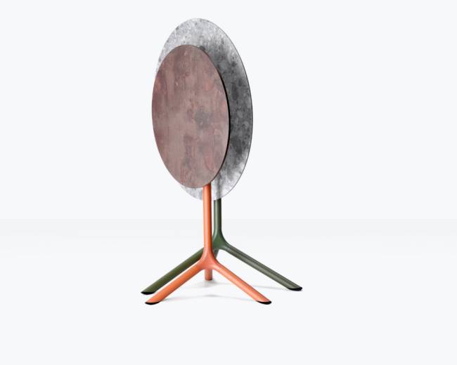 Подстолье металлическое складное Tripe Folding черный Ø610х730 мм Подстолье металлическое складное Tripe Folding черный Ø610х730 мм